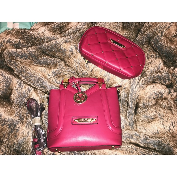 Versace Handbags - ✨Pink VERSACE handbag set✨